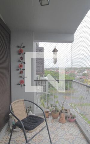 Apartamento à venda com 99m², 3 quartos e 1 vagaSacada