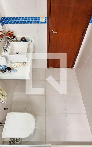 Casa para alugar com 350m², 5 quartos e 4 vagasBanheiro 1