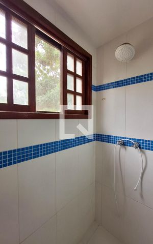 Casa para alugar com 350m², 5 quartos e 4 vagasBanheiro 1