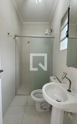 Casa de condomínio à venda com 110m², 2 quartos e 2 vagasBanheiro