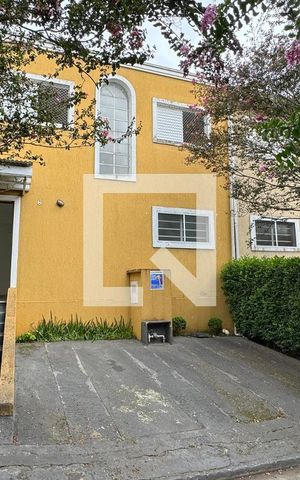 Casa de condomínio à venda com 110m², 2 quartos e 2 vagasFachada