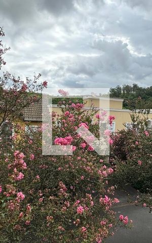 Casa de condomínio à venda com 110m², 2 quartos e 2 vagasVista do Quarto 1