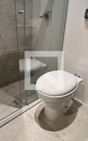 Apartamento para alugar com 98m², 2 quartos e 1 vaga Apartamento para alugar com 98m², 2 quartos e 1 vagaBanheiro de serviço