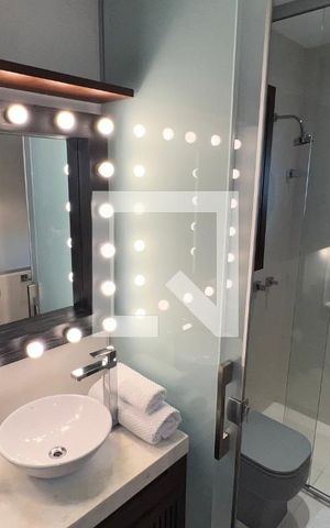 Apartamento para alugar com 98m², 2 quartos e 1 vaga Apartamento para alugar com 98m², 2 quartos e 1 vagaBanheiro da Suíte