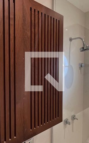 Apartamento para alugar com 98m², 2 quartos e 1 vaga Apartamento para alugar com 98m², 2 quartos e 1 vagaBanheiro da Suíte