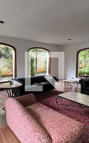 Apartamento para alugar com 98m², 2 quartos e 1 vaga Apartamento para alugar com 98m², 2 quartos e 1 vagaHall de entrada