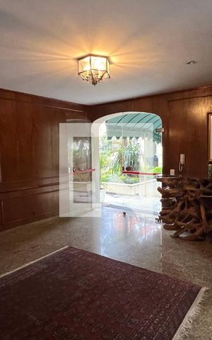 Apartamento para alugar com 98m², 2 quartos e 1 vaga Apartamento para alugar com 98m², 2 quartos e 1 vagaHall