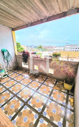 Casa à venda com 254m², 4 quartos e 2 vagas