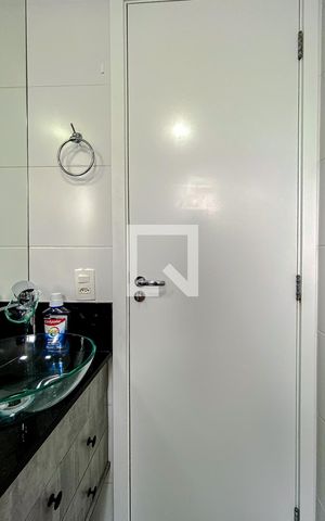 Apartamento à venda com 41m², 2 quartos e 1 vagaBanheiro