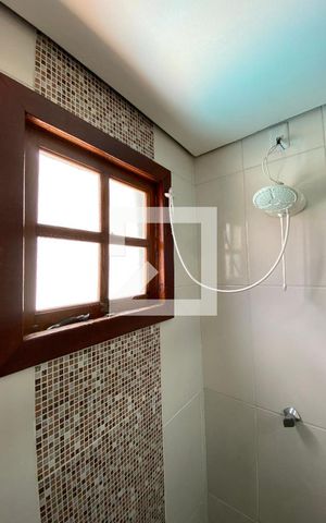 Casa à venda com 400m², 3 quartos e 2 vagas Casa à venda com 400m², 3 quartos e 2 vagasBanheiro Social