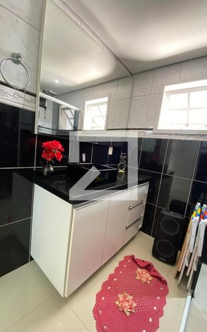 Casa à venda com 400m², 3 quartos e 2 vagas Casa à venda com 400m², 3 quartos e 2 vagasBanheiro Quarto