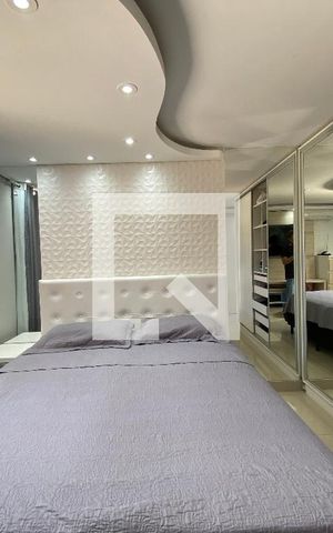 Casa à venda com 400m², 3 quartos e 2 vagas Casa à venda com 400m², 3 quartos e 2 vagasQuarto