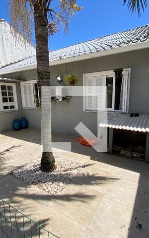 Casa à venda com 400m², 3 quartos e 2 vagas Casa à venda com 400m², 3 quartos e 2 vagasÁrea comum