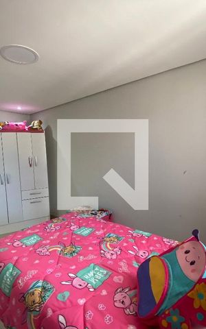 Casa à venda com 400m², 3 quartos e 2 vagas Casa à venda com 400m², 3 quartos e 2 vagasQuarto