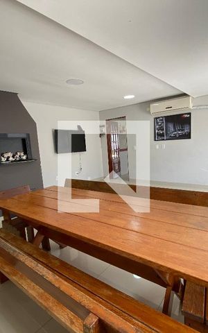 Casa à venda com 400m², 3 quartos e 2 vagas Casa à venda com 400m², 3 quartos e 2 vagasÁrea comum