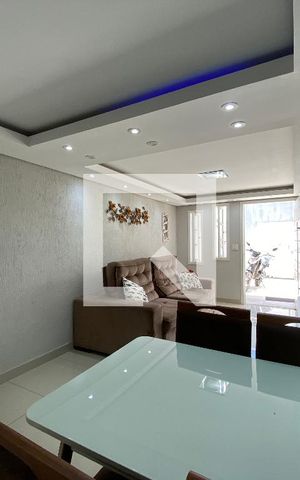 Casa à venda com 400m², 3 quartos e 2 vagas Casa à venda com 400m², 3 quartos e 2 vagasSala
