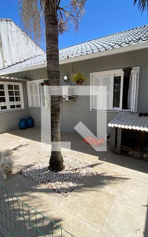 Casa à venda com 400m², 3 quartos e 2 vagas Casa à venda com 400m², 3 quartos e 2 vagasÁrea comum