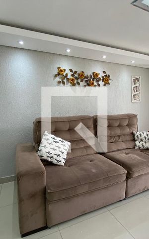 Casa à venda com 400m², 3 quartos e 2 vagas Casa à venda com 400m², 3 quartos e 2 vagasSala