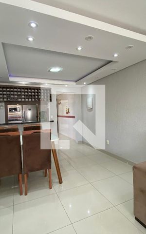 Casa à venda com 400m², 3 quartos e 2 vagas Casa à venda com 400m², 3 quartos e 2 vagasSala