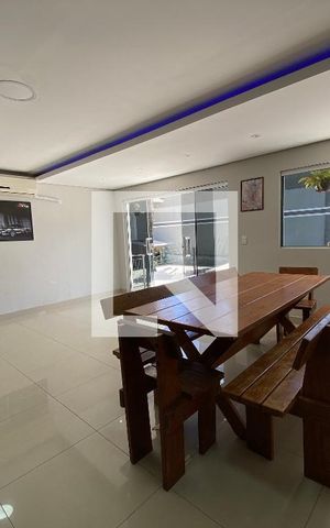 Casa à venda com 400m², 3 quartos e 2 vagas Casa à venda com 400m², 3 quartos e 2 vagasÁrea comum