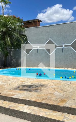 Casa à venda com 400m², 3 quartos e 2 vagas Casa à venda com 400m², 3 quartos e 2 vagasÁrea comum