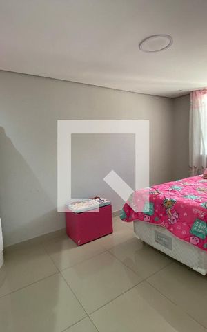 Casa à venda com 400m², 3 quartos e 2 vagas Casa à venda com 400m², 3 quartos e 2 vagasQuarto