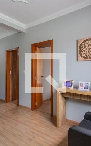 Casa à venda com 258m², 3 quartos e 3 vagas Casa à venda com 258m², 3 quartos e 3 vagasCorredor