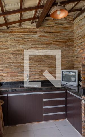 Casa à venda com 258m², 3 quartos e 3 vagas Casa à venda com 258m², 3 quartos e 3 vagasChurrasqueira