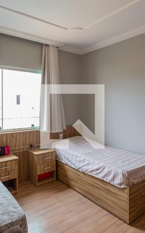 Casa à venda com 258m², 3 quartos e 3 vagas Casa à venda com 258m², 3 quartos e 3 vagasQuarto 2