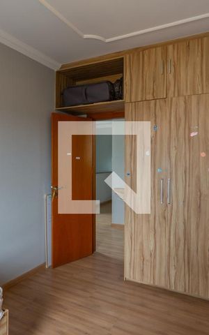 Casa à venda com 258m², 3 quartos e 3 vagas Casa à venda com 258m², 3 quartos e 3 vagasQuarto 2