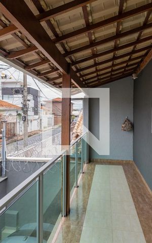 Casa à venda com 258m², 3 quartos e 3 vagas Casa à venda com 258m², 3 quartos e 3 vagasQuarto 3 - Suíte