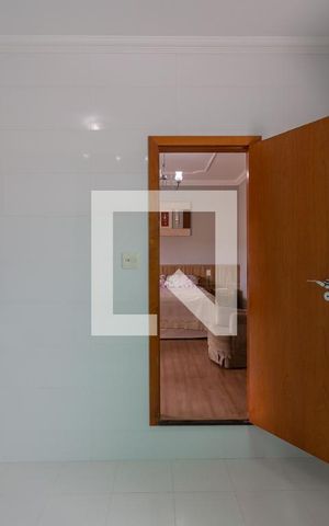 Casa à venda com 258m², 3 quartos e 3 vagas Casa à venda com 258m², 3 quartos e 3 vagasBanheiro da Suíte