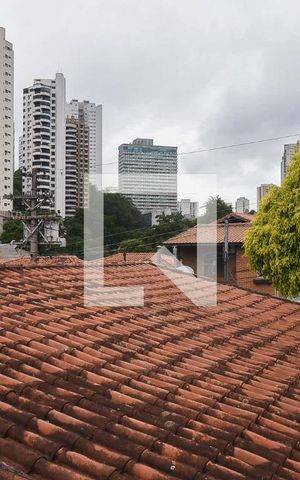 Casa à venda com 150m², 4 quartos e 2 vagas Casa à venda com 150m², 4 quartos e 2 vagasCasa 2 - Vista Quarto 2