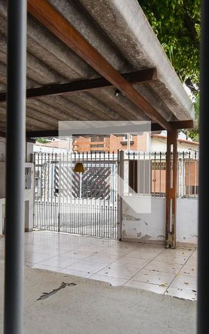 Casa à venda com 150m², 4 quartos e 2 vagas Casa à venda com 150m², 4 quartos e 2 vagasVista da Sala 1