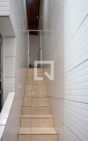 Casa à venda com 269m², 5 quartos e 2 vagasEscada