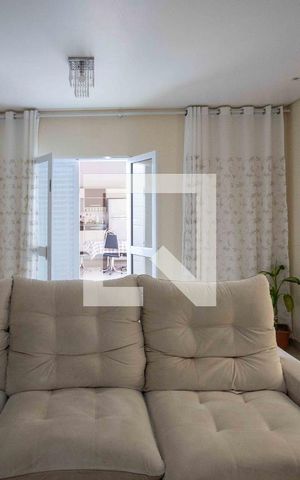 Casa à venda com 269m², 5 quartos e 2 vagasSala