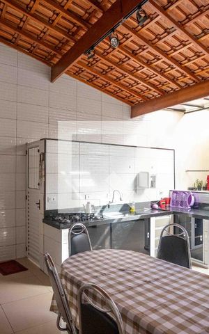 Casa à venda com 269m², 5 quartos e 2 vagasCozinha