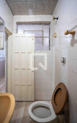 Casa à venda com 269m², 5 quartos e 2 vagasBanheiro Casa 2