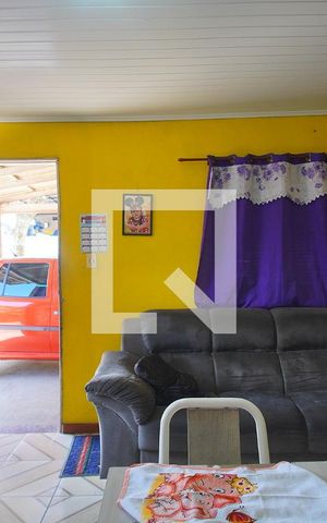 Casa para alugar com 60m², 2 quartos e 1 vaga Casa para alugar com 60m², 2 quartos e 1 vagaSala