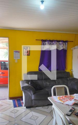 Casa para alugar com 60m², 2 quartos e 1 vaga Casa para alugar com 60m², 2 quartos e 1 vagaSala