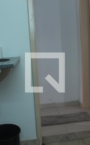 Casa à venda com 110m², 2 quartos e 1 vagaBanheiro