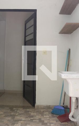 Casa à venda com 110m², 2 quartos e 1 vagaÁrea de Serviço