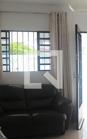 Casa à venda com 110m², 2 quartos e 1 vagaSala