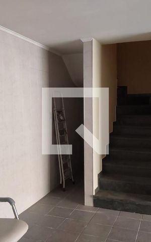 Casa à venda com 200m², 3 quartos e 4 vagas Casa à venda com 200m², 3 quartos e 4 vagasGaragem