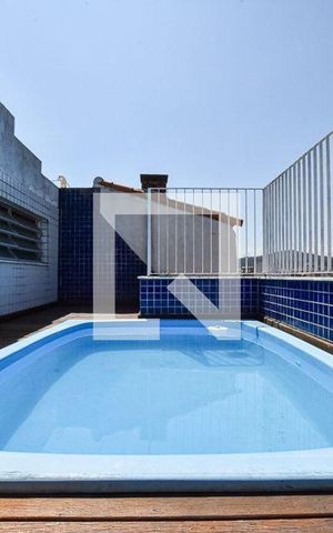 Apartamento à venda com 180m², 3 quartos e 2 vagas Apartamento à venda com 180m², 3 quartos e 2 vagasTerraço