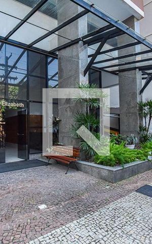 Apartamento à venda com 180m², 3 quartos e 2 vagas Apartamento à venda com 180m², 3 quartos e 2 vagasFachada do Prédio