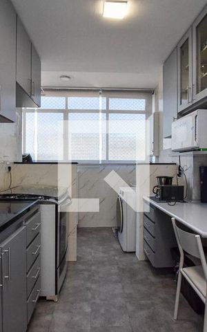 Apartamento à venda com 180m², 3 quartos e 2 vagas Apartamento à venda com 180m², 3 quartos e 2 vagasCozinha