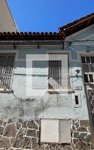 Casa à venda com 119m², 4 quartos e 1 vagaFachada da casa