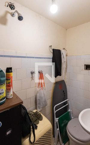 Casa à venda com 119m², 4 quartos e 1 vagaBanheiro de serviço