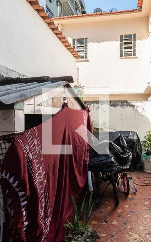 Casa à venda com 119m², 4 quartos e 1 vagaÁrea de Serviço